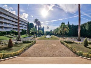 NICE – Cimiez – Sublime Fully Renovated 3 bedroom Apartment 132 sqm