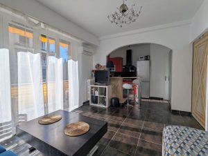 Nizza Coeur Cimiez – Ampio monolocale 33m2 con balcone
