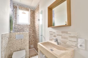 Nice Le Ray – Grand studio meublé avec 2 balcons            (IT)