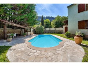 Saint Martin du Var – Exceptionnal ! A Village House with a Garden and a Pool