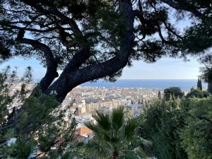 Nizza Parc Impérial – Proprietà 200 m2 con vista panoramica sul mare e terreno