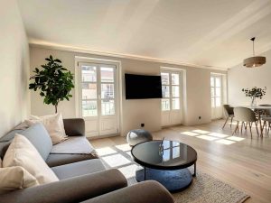 Nice – La Coulée Verte – Renovated Apartment with 10m2 Balcony