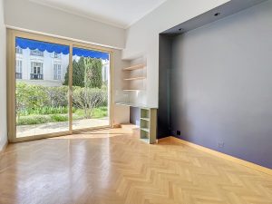 Nice Cimiez – Beautifully Renovated 3/4 Bedroom Apartment!
