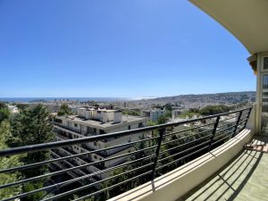 Nice Cimiez – Beau 3 Pièces 90 m² avec terrasse et vue panoramique