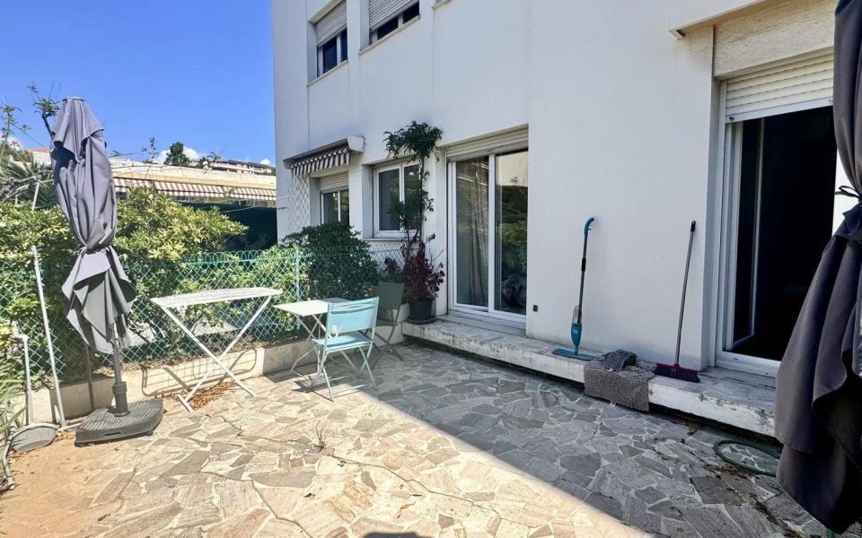 Nizza – Cimiez – Appartamento bilocale ristrutturato con terrazza e giardino