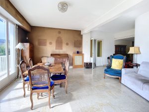 Nizza Cimiez – Grande appartamento di 3 locali con terrazza in condominium