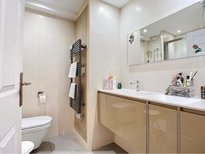 Nizza Rimiez – Bellissimo appartamento di 111 m² con 4 camere in un residence di lusso con piscina