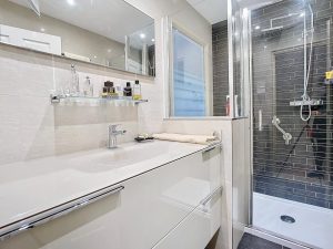 Nizza Rimiez – Bellissimo appartamento di 111 m² con 4 camere in un residence di lusso con piscina