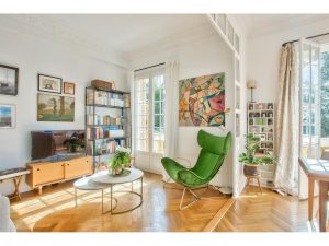 Nice Lower Cimiez – Three bedroom Apartment in a Triple-Exposure Belle Epoque Townhouse