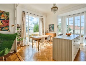 Nice Lower Cimiez – Three bedroom Apartment in a Triple-Exposure Belle Epoque Townhouse