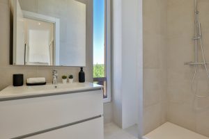 Nice – Cimiez 2 Bedroom Apartment 59 sqm