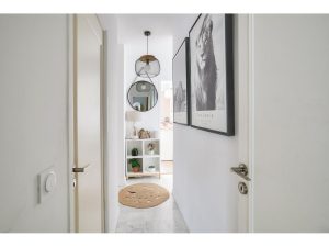 Nice Cimiez – Beautiful Fully Renovated 3 Bedroom Apartment 110 sqm  in a Residence with Garden