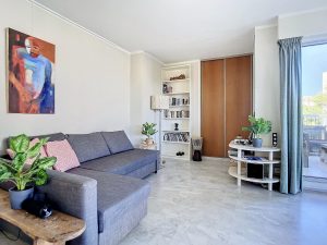 NICE CIMIEZ – Top-floor Apartment with a Large Terrace and Views of the Sea and Hills.
