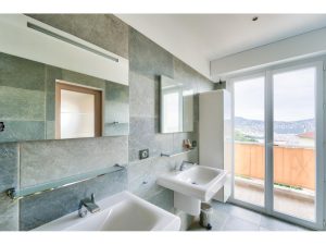 NICE CIMIEZ – Superb 115 sqm 3 Bedroom Apartment with Sea View and two Garages