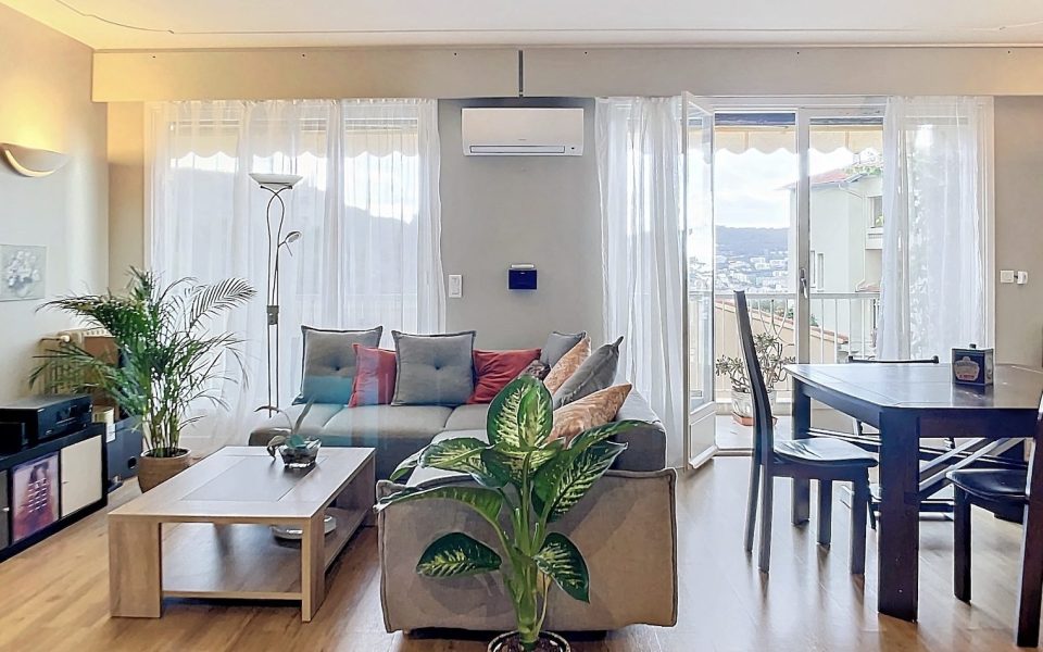 Nice Cimiez Residential – 4 rooms with terrace and closed garage : photo 3