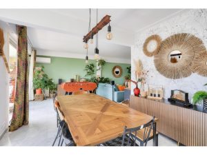 Nice Cimiez – Beautiful Fully Renovated 3 Bedroom Apartment 110 sqm  in a Residence with Garden