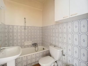 Ex casa del custode da ristrutturare con grande potenziale