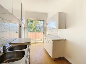 Ex casa del custode da ristrutturare con grande potenziale