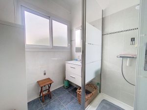Nice – Bas Cimiez Beautiful 2 Bedroom Apartment 81 sqm with Open View