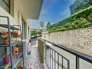 Nice – Bas Cimiez Beautiful 2 Bedroom Apartment 81 sqm with Open View
