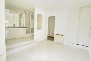 Nice – Apartment 2 rooms 51 m² Gairaut last floor