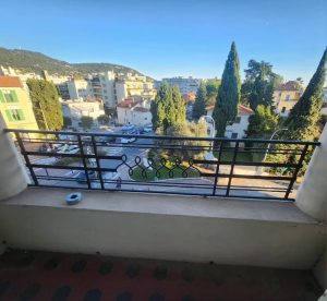 Nice Cimiez –  2 bedroom Apartment 53 m2
