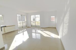 Nice – Apartment 2 rooms 51 m² Gairaut last floor