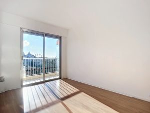 Nice Cimiez – Large 2 rooms with sea view