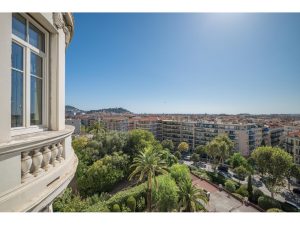 NICE Cimiez – Grand 4 pièces de 130 m² avec vue mer au Majestic