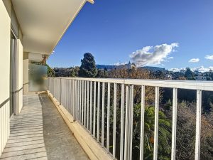 Nice Cimiez – Large 2 rooms with sea view