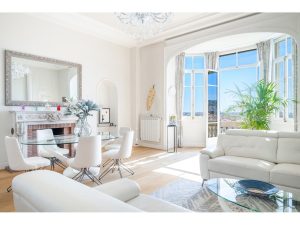 NICE Cimiez – Grand 4 pièces de 130 m² avec vue mer au Majestic