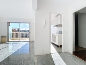 Nice Cimiez – Large 2 rooms with sea view
