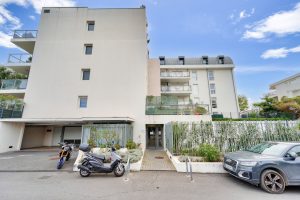 NICE – Cimiez – Beautiful 26 sqm Studio Flat on the Top Floor in a recent residence
