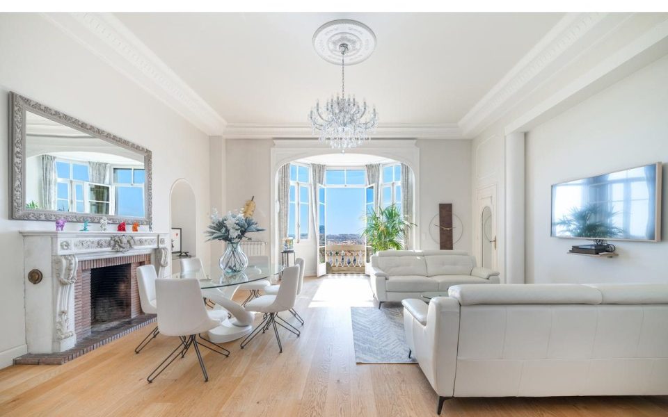 NICE Cimiez – Grand 4 pièces de 130 m² avec vue mer au Majestic