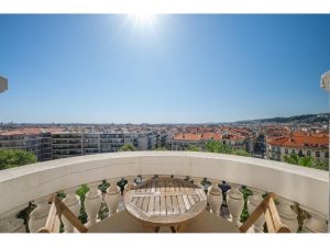 NICE Cimiez – Grand 4 pièces de 130 m² avec vue mer au Majestic