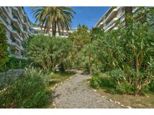 Nizza – Promenade des Anglais – Bellissimo 3 locali di 65 m² completamente ristrutturato con vista mare in vendita