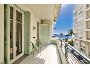 Nizza – Promenade des Anglais – Bellissimo 3 locali di 65 m² completamente ristrutturato con vista mare in vendita