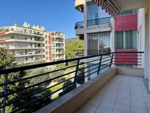 Nice Cimiez – Apartment with terrace facing south-west