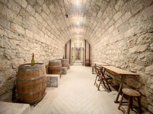 NICE – LOWER CIMIEZ – Gorgeous Atypical Apartment in a bourgeois Palace