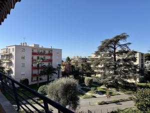 Nice Cimiez – Apartment with terrace facing south-west