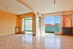 Nice – Parc Impérial – Spacious 2-3 Bedoom dual-aspect Apartment of 83.60 sqm with Parking.