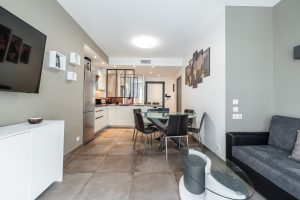 NICE – Musiciens – Bel appartement 3 pièces rénové en plein cœur des Musiciens