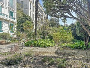Nizza Valrose – Affascinante appartamento bilocale duplex in un palazzo Belle Epoque con giardino