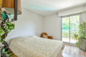 Nice Valrose – 4 pièces au dernier étage avec terrasse dans résidence prisée