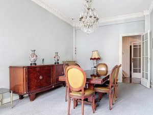 Spacieux appartement dans magnifique résidence Art Déco de Cimiez(EN)
