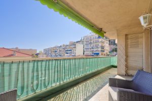 Nice – Parc Impérial – Grand 3-4 pièces traversant de 83,60 m2 avec stationnement.