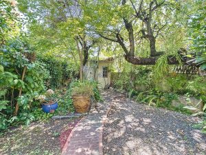 Nice Cimiez – 2 Pièces 54m2 avec jardin 170 m2, cave et garage
