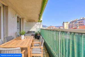 Nice – Parc Impérial – Grand 3-4 pièces traversant de 83,60 m2 avec stationnement.