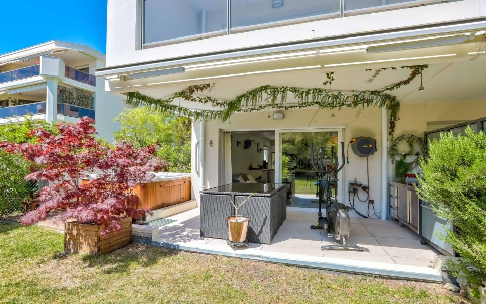 Nice Cimiez – Appartement et son magnifique jardin avec jacuzzi : photo 2
