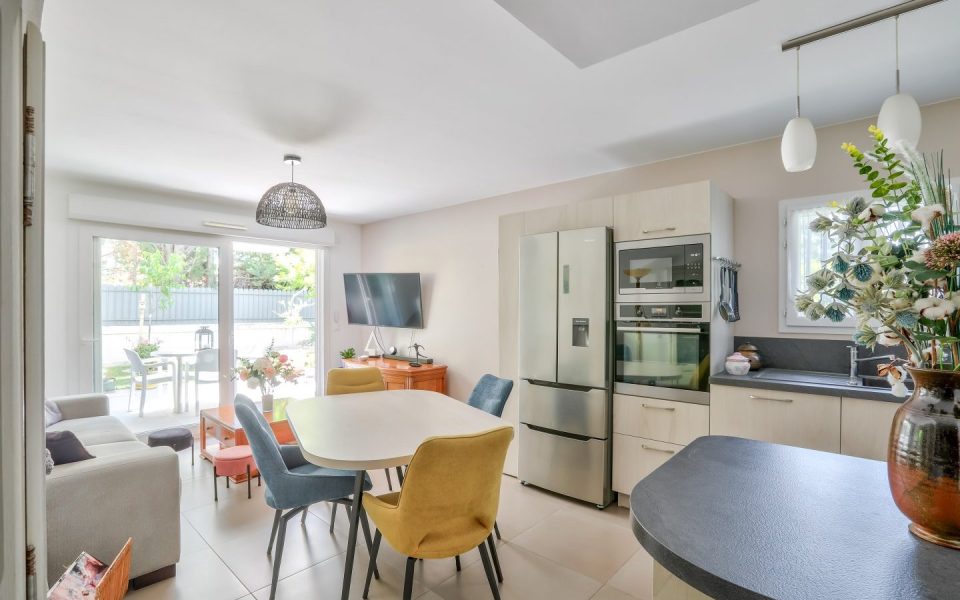 Nice Cimiez – 2 Bedroom Apartment in a new Residence close to all Amenities : photo 2